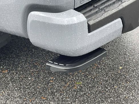 Certified 2022 Nissan Frontier PRO-4X w/ Off-Road Protection Package image 5