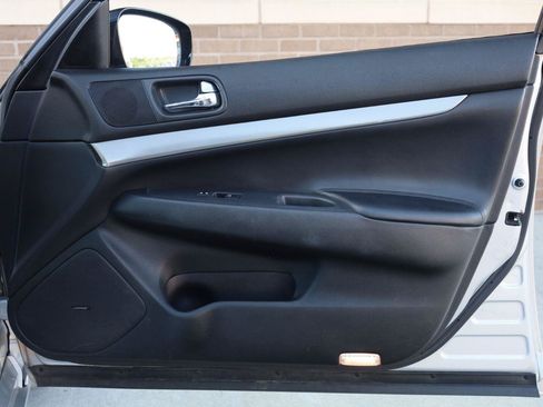 Used 2010 INFINITI G37 x Sedan w/ Premium Pkg AWD/4WD image 26
