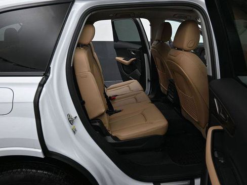 New 2026 Audi Q7 2.0T Premium image 13