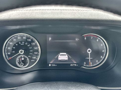 Used 2023 Genesis G70 2.0T RWD image 25