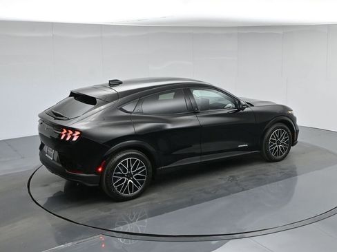 Used 2025 Ford Mustang Mach-E Premium image 48