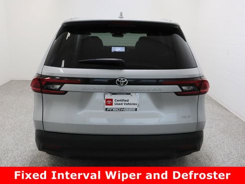 Used 2025 Toyota Grand Highlander FWD image 8