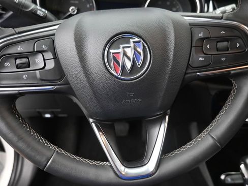 Used 2022 Buick Encore GX Select w/ Sport Touring Package FWD image 19