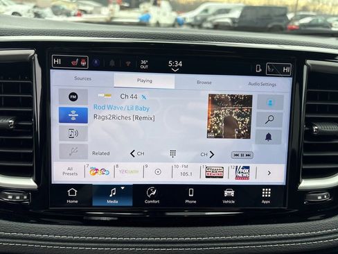 New 2026 Chrysler Pacifica Select w/ S Appearance Package image 30