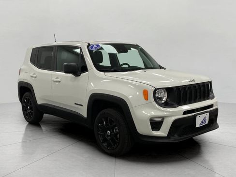 Used 2023 Jeep Renegade Latitude AWD/4WD image 1