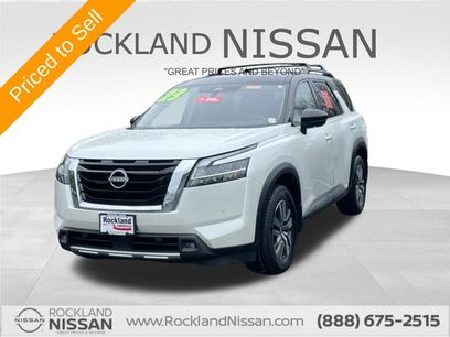 Certified 2023 Nissan Pathfinder SL