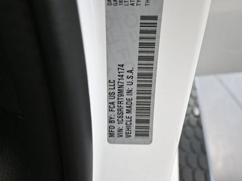 Used 2021 RAM 1500 Laramie AWD/4WD image 53