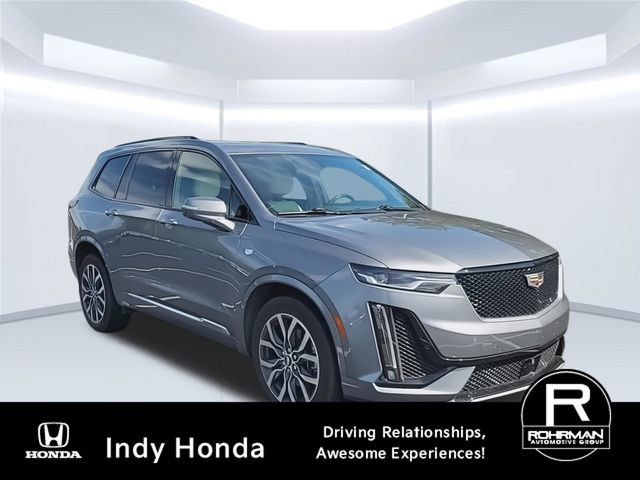 Used 2021 Cadillac XT6 Sport AWD/4WD image 2