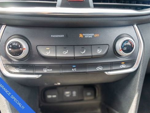 Used 2020 Hyundai Santa Fe SE image 26