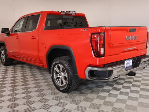 Used 2024 GMC Sierra 1500 SLE w/ Preferred Package image 22