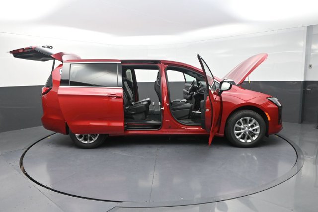 New 2027 Chrysler Pacifica Select AWD/4WD image 34