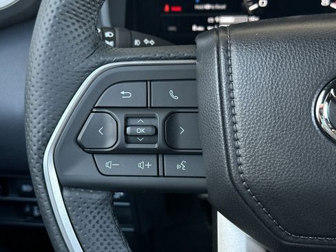 New 2026 Toyota Tundra Limited AWD/4WD image 25