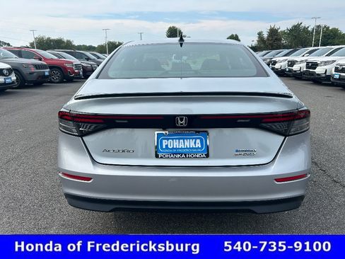 Used 2024 Honda Accord Sport image 5