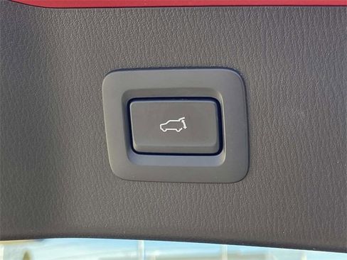 Used 2025 MAZDA CX-5 AWD 2.5 S w/ Premium Plus Pkg image 11