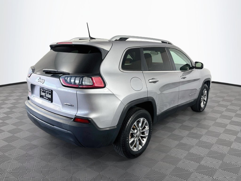 Used 2019 Jeep Cherokee Latitude Plus w/ Cold Weather Group AWD/4WD image 7