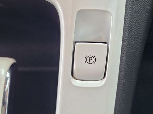 Used 2012 Chevrolet Volt image 19