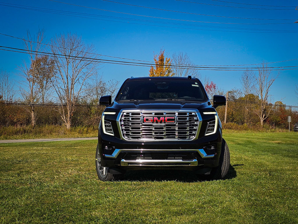 New 2027 GMC Yukon Denali w/ Denali Reserve Package AWD/4WD image 8