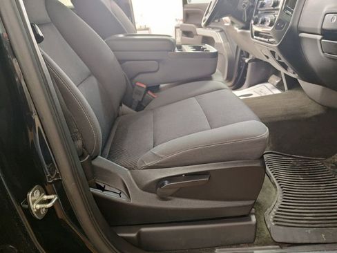 Used 2018 Chevrolet Silverado 1500 LT w/ All Star Edition image 31