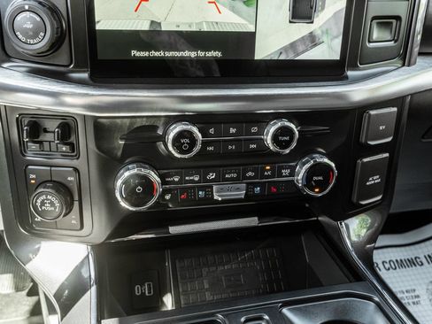 Used 2022 Ford F150 Lariat w/ Equipment Group 502A High AWD/4WD image 22