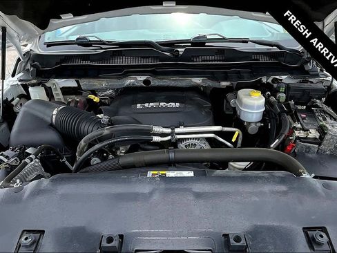 Used 2018 RAM 3500 Tradesman w/ Chrome Appearance Group image 27