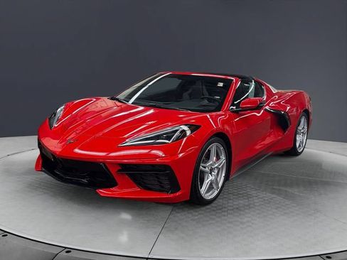 Used 2021 Chevrolet Corvette Stingray Coupe w/ Battery Protection Package RWD image 7