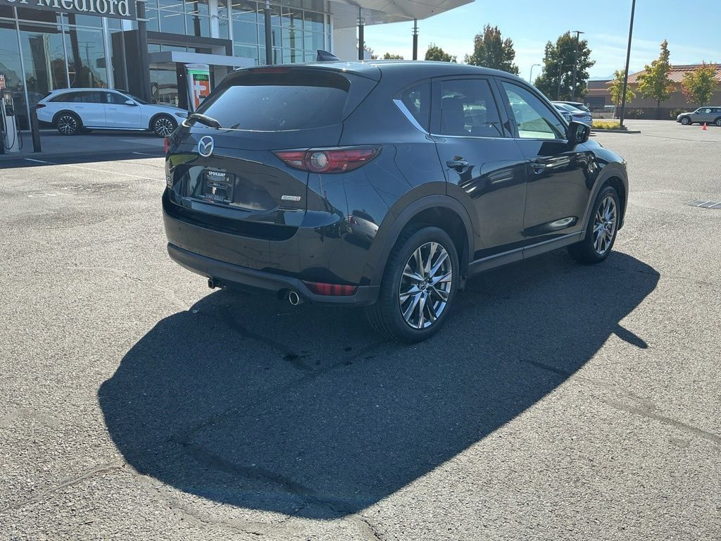Used 2019 MAZDA CX-5 Signature AWD/4WD image 4