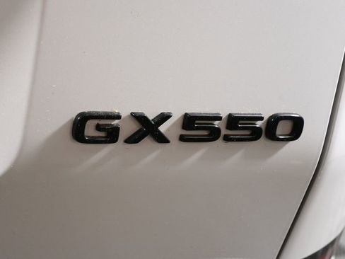 Used 2024 Lexus GX 550 AWD/4WD image 39