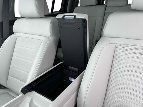 New 2025 Hyundai Santa Fe Limited AWD/4WD image 18