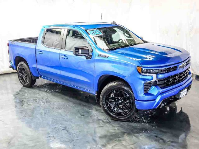 Used 2025 Chevrolet Silverado 1500 RST AWD/4WD image 6