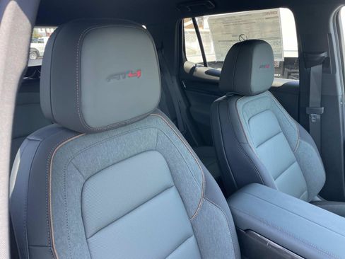 New 2026 GMC Terrain AT4 w/ Technology Package II AWD/4WD image 28