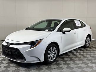 Used 2024 Toyota Corolla LE FWD video 2