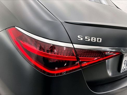 Used 2026 Mercedes-Benz S 580 4MATIC Sedan image 27