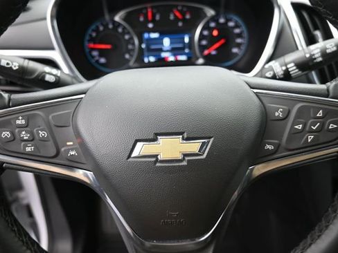 Used 2024 Chevrolet Equinox LT image 29