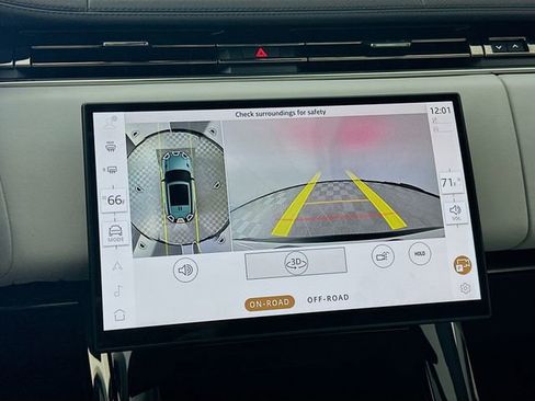 Used 2024 Land Rover Range Rover Sport SE AWD/4WD image 14