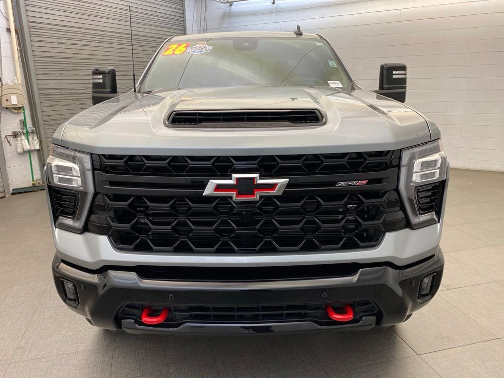 Used 2026 Chevrolet Silverado 2500 ZR2 AWD/4WD image 3