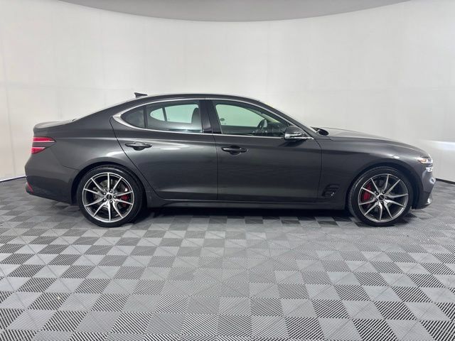 Used 2025 Genesis G70 2.5T RWD image 28