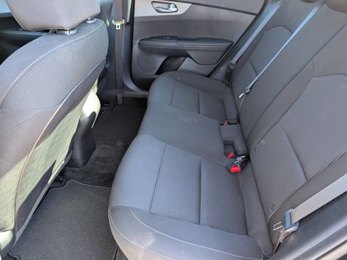 Used 2021 Kia Forte LXS image 11