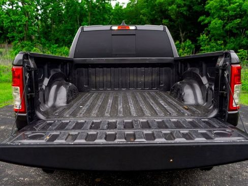 Used 2019 RAM 1500 Big Horn RWD image 28