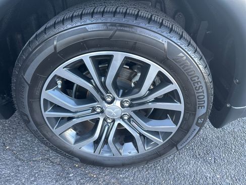 Used 2016 Mitsubishi Outlander FWD image 17