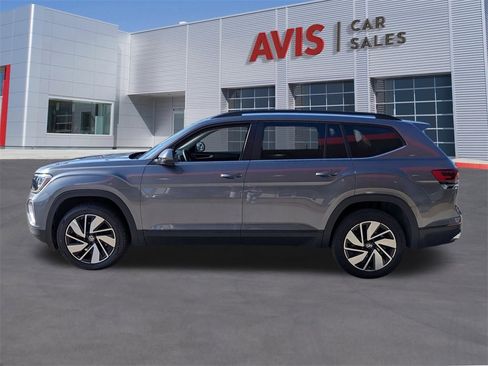 Used 2025 Volkswagen Atlas SE image 10