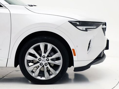 Used 2023 Buick Envision Avenir image 4