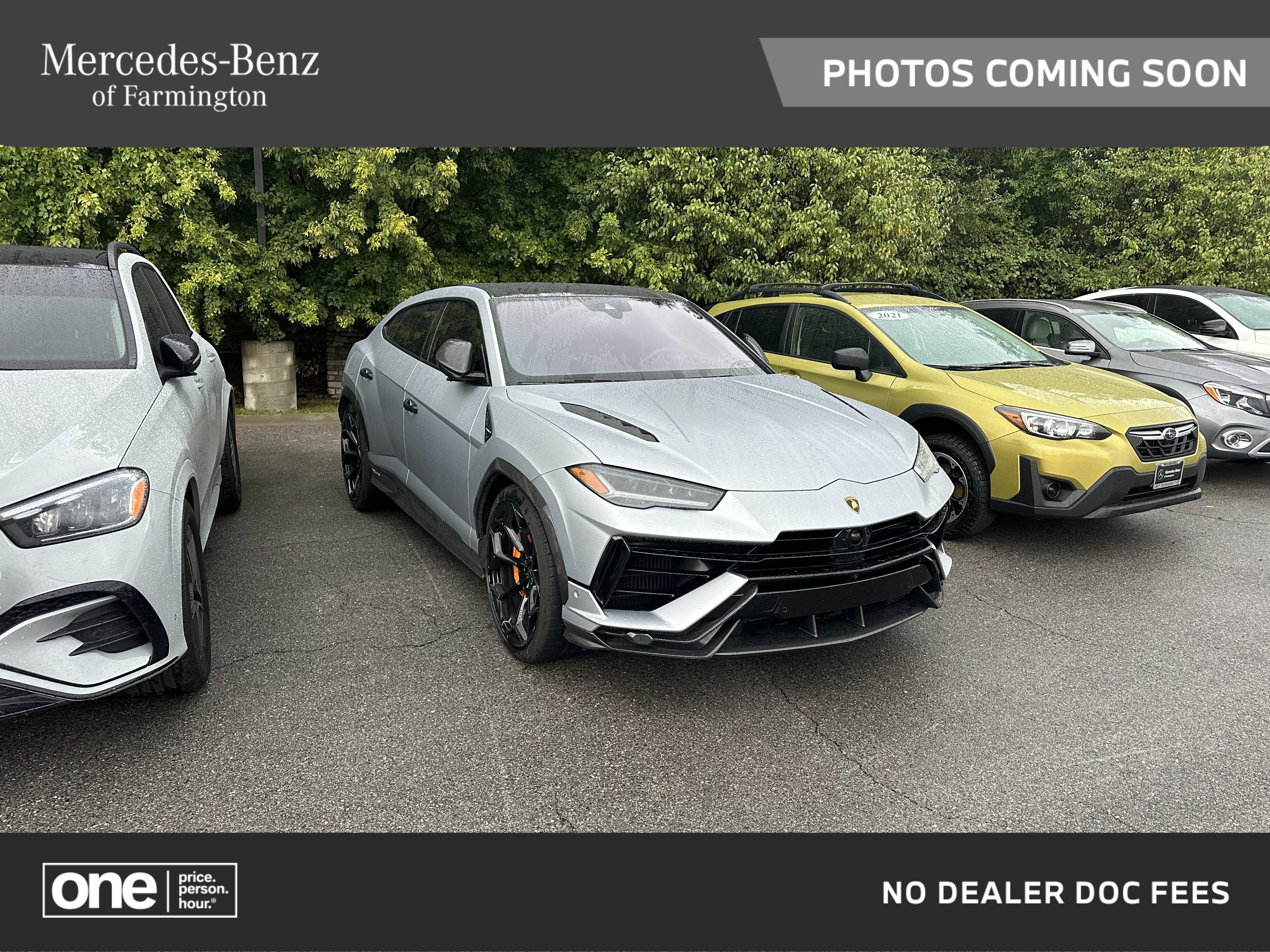 Used 2023 Lamborghini Urus Performante AWD/4WD image 1