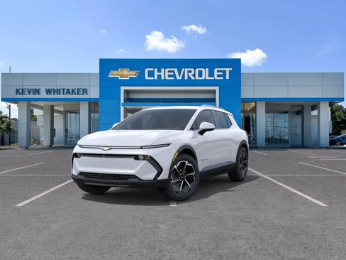 New 2026 Chevrolet Equinox EV LT image 8