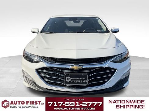 Used 2019 Chevrolet Malibu LT w/ Driver Confidence Package II FWD image 2