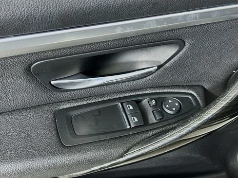Used 2019 BMW 430i Coupe w/ M Sport Package RWD image 18
