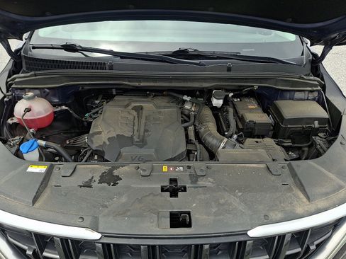 Used 2024 Kia Carnival LX FWD image 27