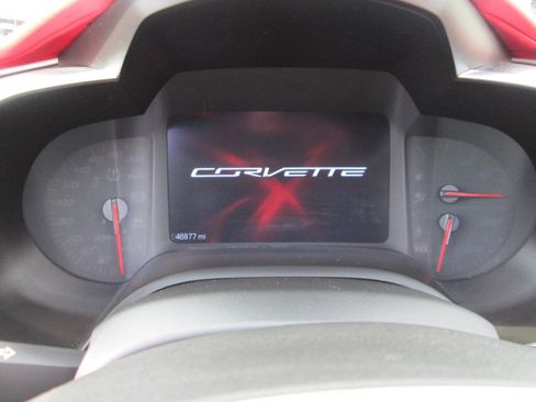 Used 2014 Chevrolet Corvette Stingray Z51 2dr Coupe w/ 3LT Preferred Equipment Group image 5