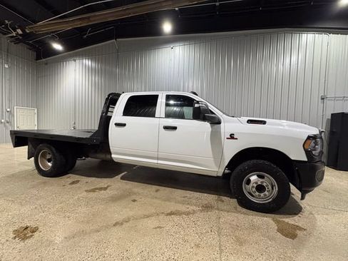 Used 2024 RAM 3500 Tradesman AWD/4WD image 5