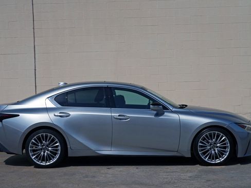 Used 2023 Lexus IS 300 w/ Premium Package RWD image 51