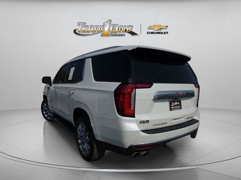 Used 2021 GMC Yukon Denali w/ LPO, Illumination Package image 6